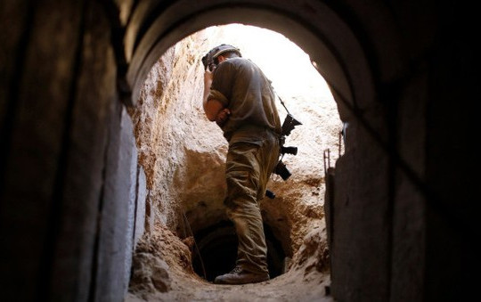Bom bọt biển của Israel có thể bít kín mê cung đường hầm của Hamas