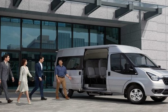 Triệu hồi Ford Transit vì lỗi cột lái