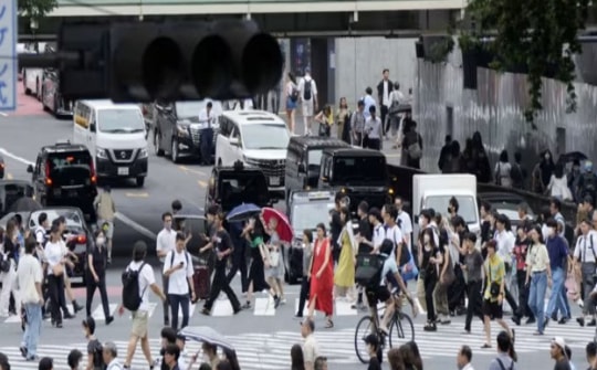 Sống ở nước này, 90 tuổi bạn vẫn phải đi làm thuê kiếm sống