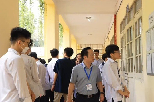 Hà Nội thành lập 12 đội tuyển học sinh giỏi với 240 học sinh