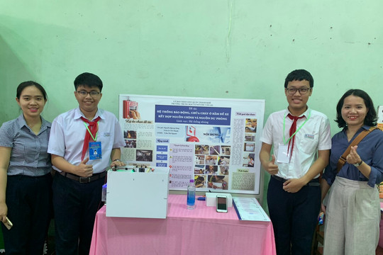 Học sinh THCS Đà Nẵng tiếp cận hướng nghiệp thông qua ngày hội khoa học kỹ thuật