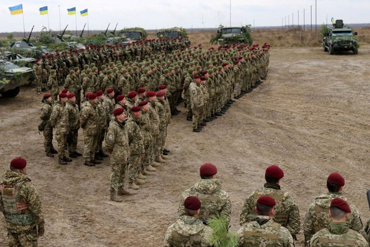 Ukraine thất bại vì Mỹ-NATO chọn nhầm đối thủ