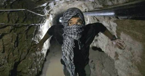 Hamas có thể tháo nước biển vào đường hầm để chặn quân Israel
