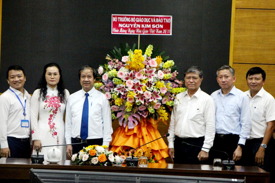 Bộ trưởng Nguyễn Kim Sơn chúc mừng Sở GD&ĐT TPHCM nhân Ngày Nhà giáo Việt Nam