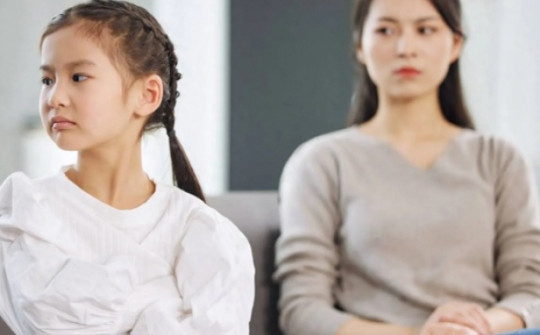 3 bước cực quan trọng giúp cha mẹ kiềm chế cảm xúc trong việc giáo dục con cái