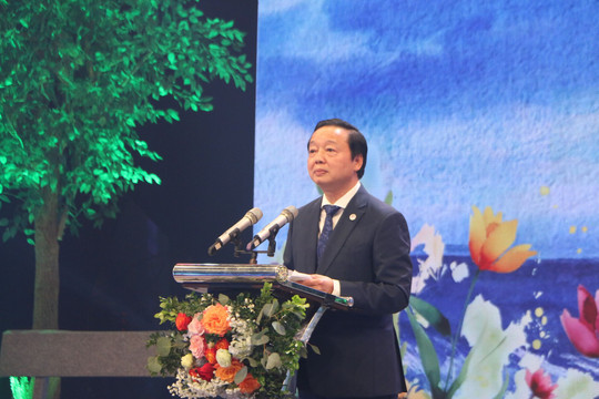 Phó Thủ tướng Trần Hồng Hà: Nghề giáo cần được tôn trọng đúng mức hơn