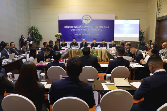 Hội nghị Hợp tác về chống buôn lậu lần thứ 15