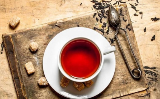 5 nhóm người nên hạn chế uống trà kẻo lợi bất cập hại