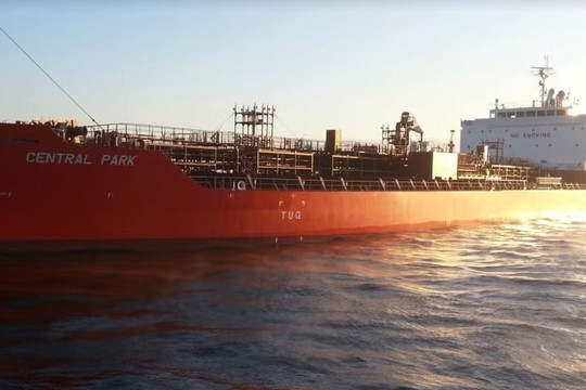 Tàu chở hóa chất do Israel quản lý tình nghi bị cướp biển ở Vịnh Aden