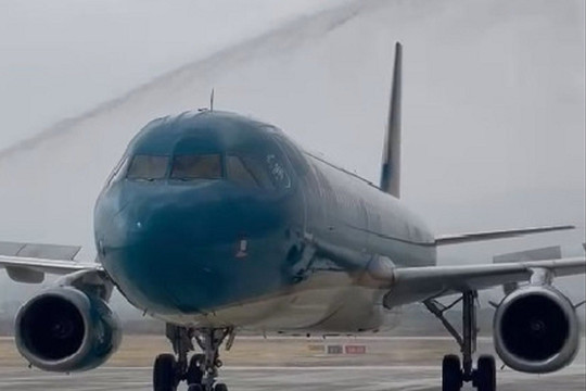Sân bay Điện Biên lần đầu tiên đón máy bay cỡ lớn Airbus A321