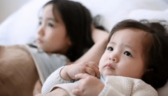 4 câu cha mẹ nên thủ thỉ với con trước khi ngủ, con sẽ nổi bật hơn trong tương lai