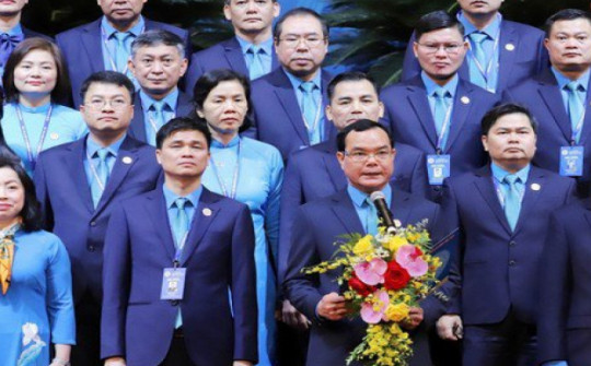Ông Nguyễn Đình Khang được bầu giữ chức Chủ tịch Tổng LĐLĐ Việt Nam khóa XIII