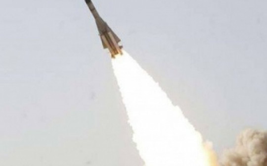 Nga liên tiếp bắn hạ tên lửa S-200 của Ukraine