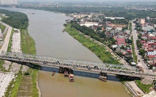 Hà Nội đề xuất xây dựng hành lang buýt đường thủy chạy trên sông Hồng