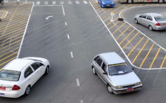 Hà Nội chốt giá dịch vụ đào tạo lái xe ô tô B2 gần 16 triệu đồng