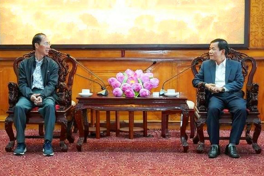 Chủ tịch TT-Huế mong muốn 'cậu bé vàng toán học Việt Nam' hỗ trợ giáo dục tỉnh