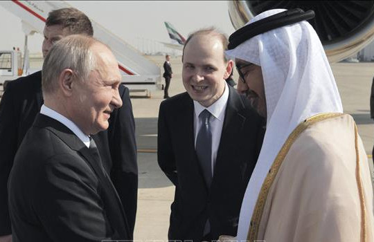 Tổng thống Nga thăm UAE và Saudi Arabia