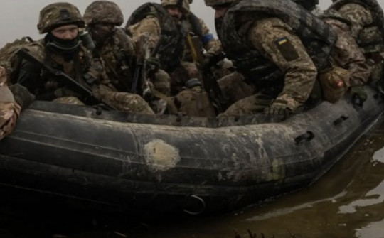 Binh sĩ Ukraine nói về thực trạng của lực lượng chiến đấu ở bờ đông sông Dnipro