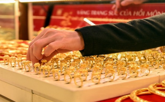 Giá vàng hôm nay 7/12: Bật tăng trở lại