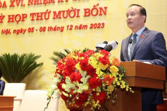 Trả lời 'lòng vòng', lãnh đạo quận Hà Nội bị truy trách nhiệm