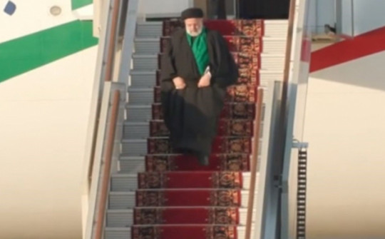 Tổng thống Iran tới Nga