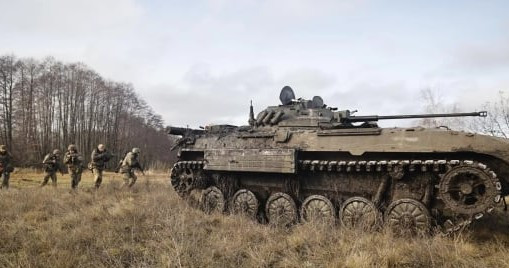 Thiếu xe bọc thép, 5 lữ đoàn thiết giáp Ukraine phải chiến đấu như bộ binh