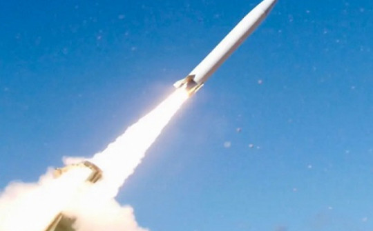 Quân đội Mỹ lần đầu nhận tên lửa đạn đạo uy lực thay thế ATACMS