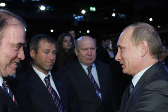 Tài phiệt thời Tổng thống Putin nghĩ gì về xung đột Ukraine? Vén màn tương lai giới siêu giàu Nga