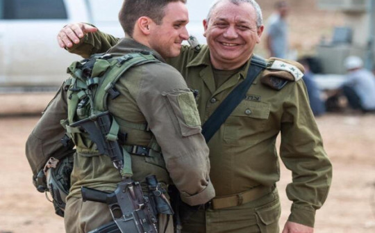 Xung đột ở Dải Gaza: Bộ trưởng Israel mất con trai và cháu trong chưa đầy 1 tuần
