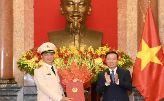 Chủ tịch nước quyết định thăng cấp bậc hàm đối với Thứ trưởng Nguyễn Duy Ngọc