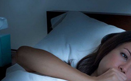 7 việc cần làm giúp bạn ngăn ngừa ho về đêm