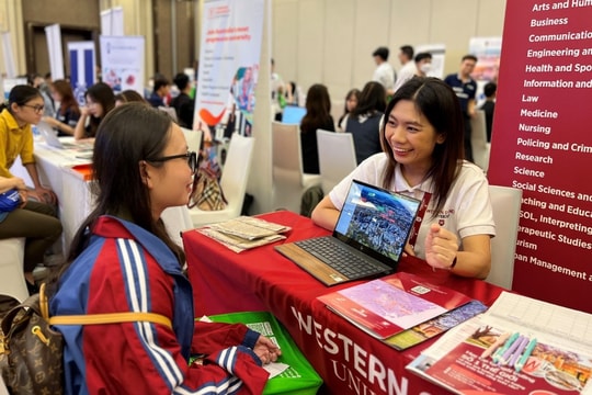 Những ngành học phát triển mạnh trong tương lai