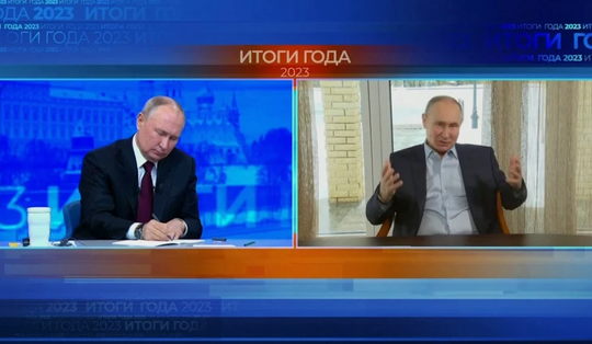 Khoảnh khắc lạ trong cuộc họp báo của Tổng thống Putin