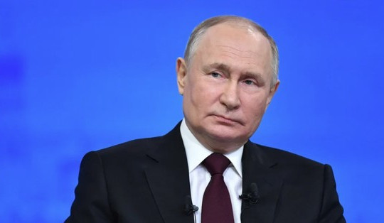 Tổng thống Nga Putin cảnh báo sẽ có 'những vấn đề' với Phần Lan