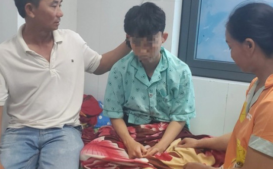 Học sinh lớp 10 ở Bình Định bị nhóm bạn cùng trường đánh gãy xương mũi