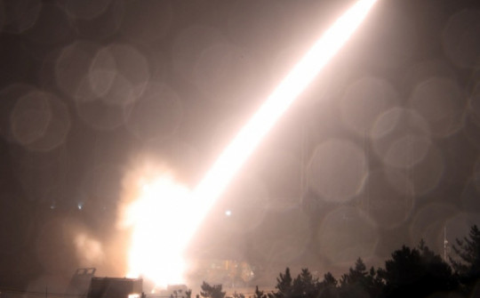 Nga tuyên bố đánh chặn tên lửa đạn đạo ATACMS phóng về phía cầu Crimea