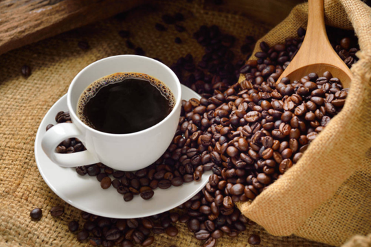 Những lợi ích bất ngờ từ thói quen uống cà phê vào buổi sáng