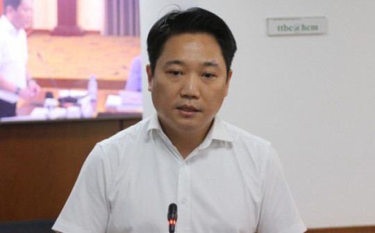 NÓNG: TP HCM sẽ mua hoa ế của tiểu thương Bến Bình Đông