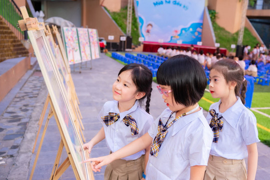 Hà Nội thảo luận các tiêu chí xây dựng Trường học hạnh phúc