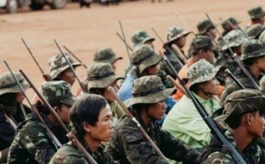 Những ‘quả dưa hấu’ quay lưng với chính quyền quân sự Myanmar
