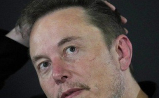 Tỷ phú Elon Musk dự đoán năm 2024 sẽ 'điên rồ hơn'