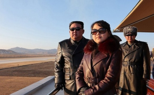 Tình báo Hàn Quốc lần đầu nhận định về con gái ông Kim Jong Un