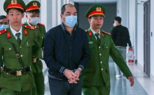 Đại án Việt Á: Những góc khuất đằng sau việc tiêu thụ test xét nghiệm