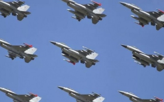 Ukraine nhận tin bất lợi từ đồng minh NATO về chiến đấu cơ F-16