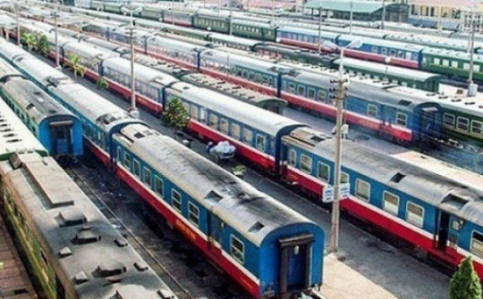 Đường sắt Việt Nam liên tiếp lỗ, bất ngờ công bố kế hoạch lãi 100 tỷ