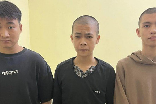 Công an huyện Sóc Sơn bắt 3 thanh niên lưu hành tiền giả