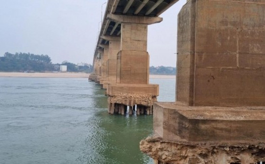 Cầu nối Hà Nội - Phú Thọ trơ trụ móng: Đề xuất phương án sửa chữa