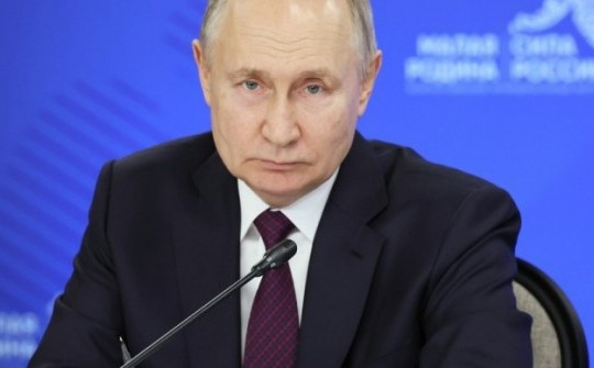 Ông Putin cảnh báo điều có thể xảy ra nếu Ukraine tiếp tục chiến đấu
