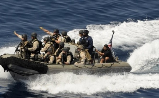 2 đặc nhiệm SEAL mất tích khi đột kích thuyền chở vũ khí Iran: Cựu đặc nhiệm Mỹ lên tiếng