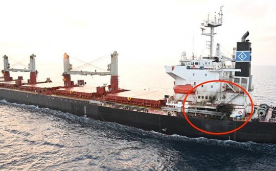 NÓNG trong tuần: Tàu hàng Mỹ trúng đòn Houthi, tàu chiến Ấn Độ giải cứu 22 thủy thủ